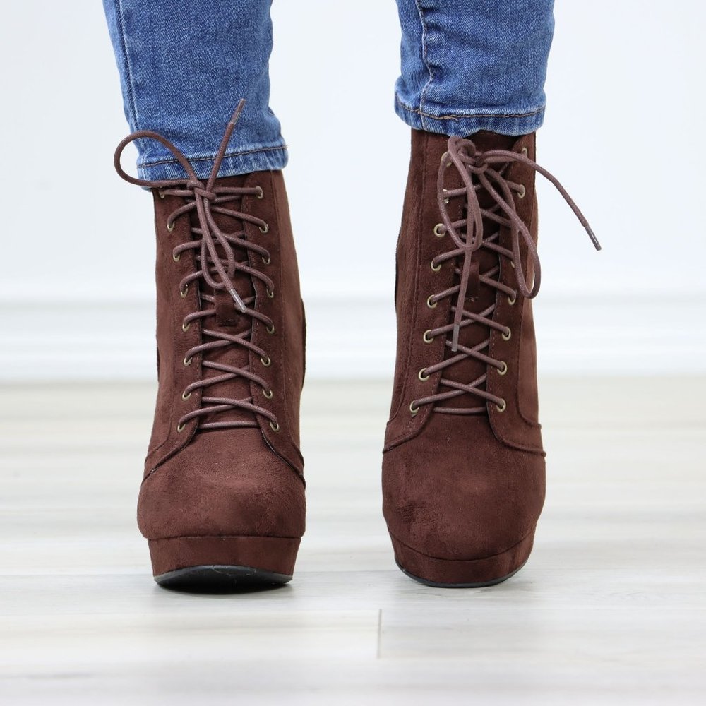 Brown Faux Suede Lace-Up Block High Heeled Platform Ankle Boots - Picture 8 of 11